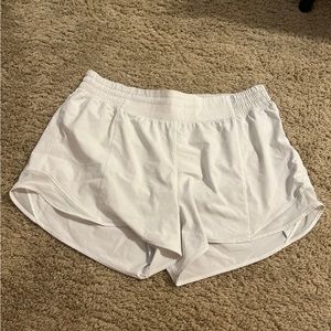 Lululemon High Rise Hotty Hot Shorts 4 inch